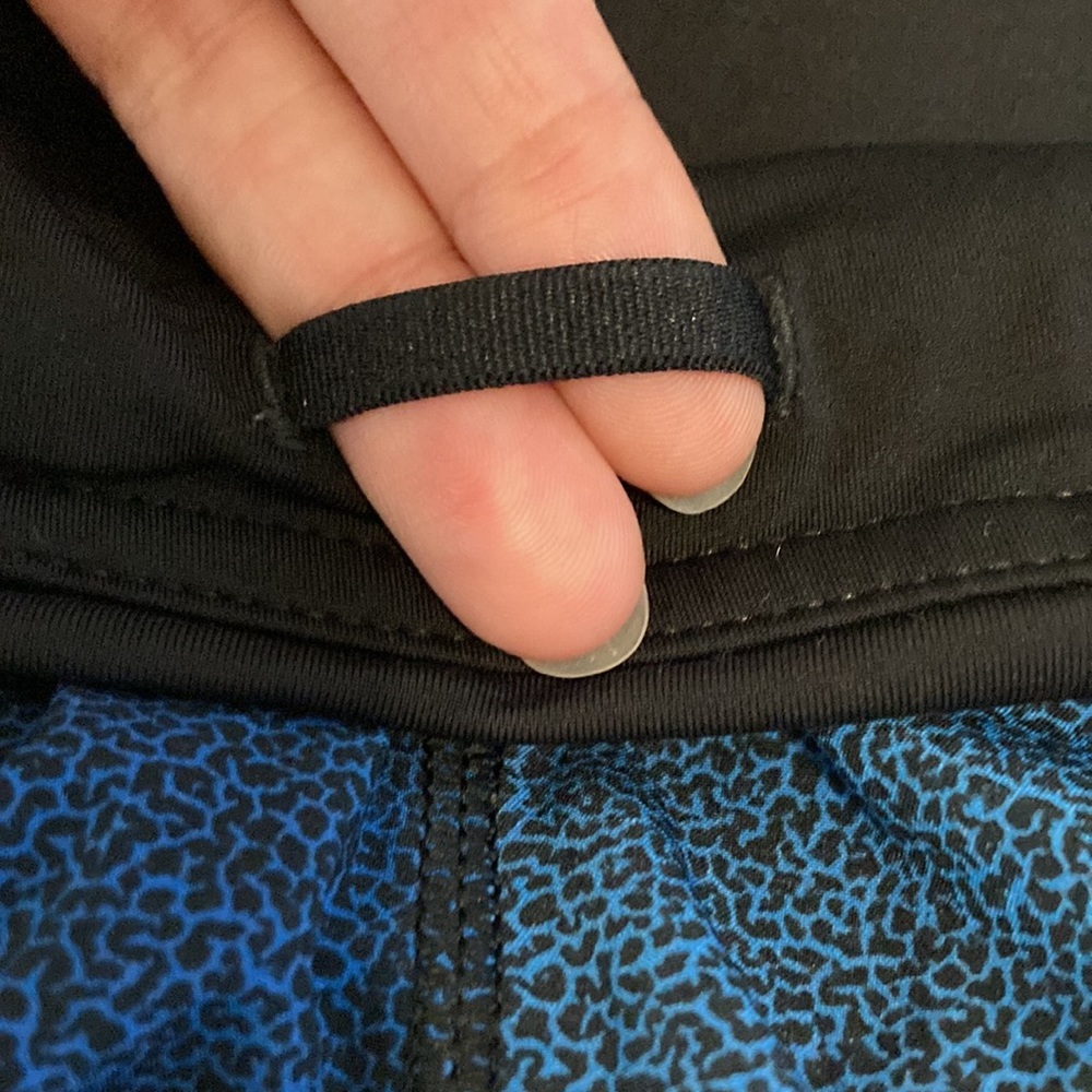 Lululemon Speed Short (4-way Stretch) Super Natural Blue Multi / Black Size 10 - Picture 12 of 12